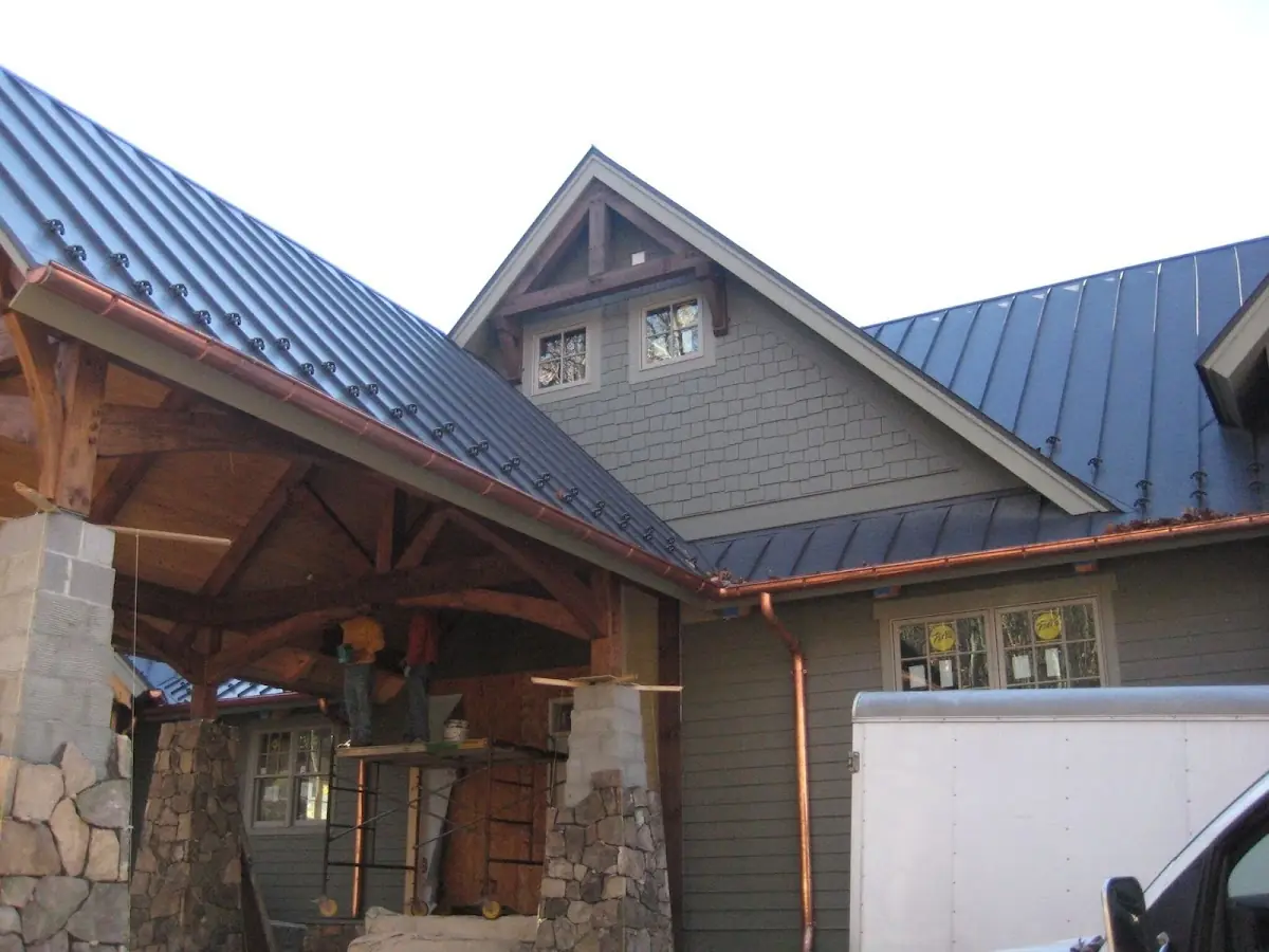 Craftsman Roofing team delivering quality roofing work in Holbrook